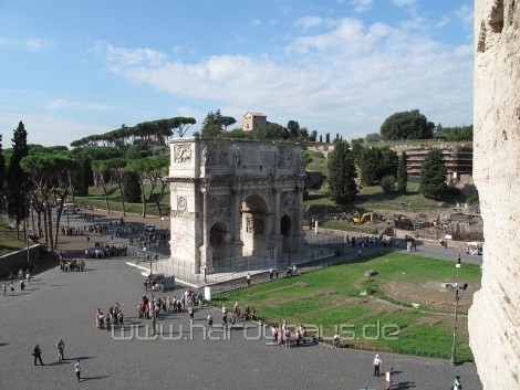 Konstantinsbogen auf der Via Triumphalis 